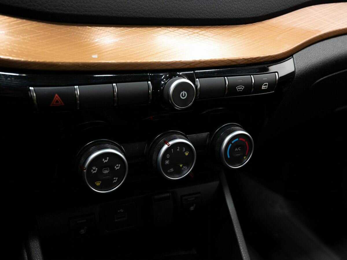 Lada (ВАЗ) Vesta с пробегом — 2024 год. Фото: #21