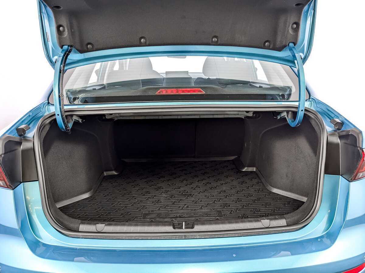 Geely Emgrand с пробегом — 2023 год. Фото: #9