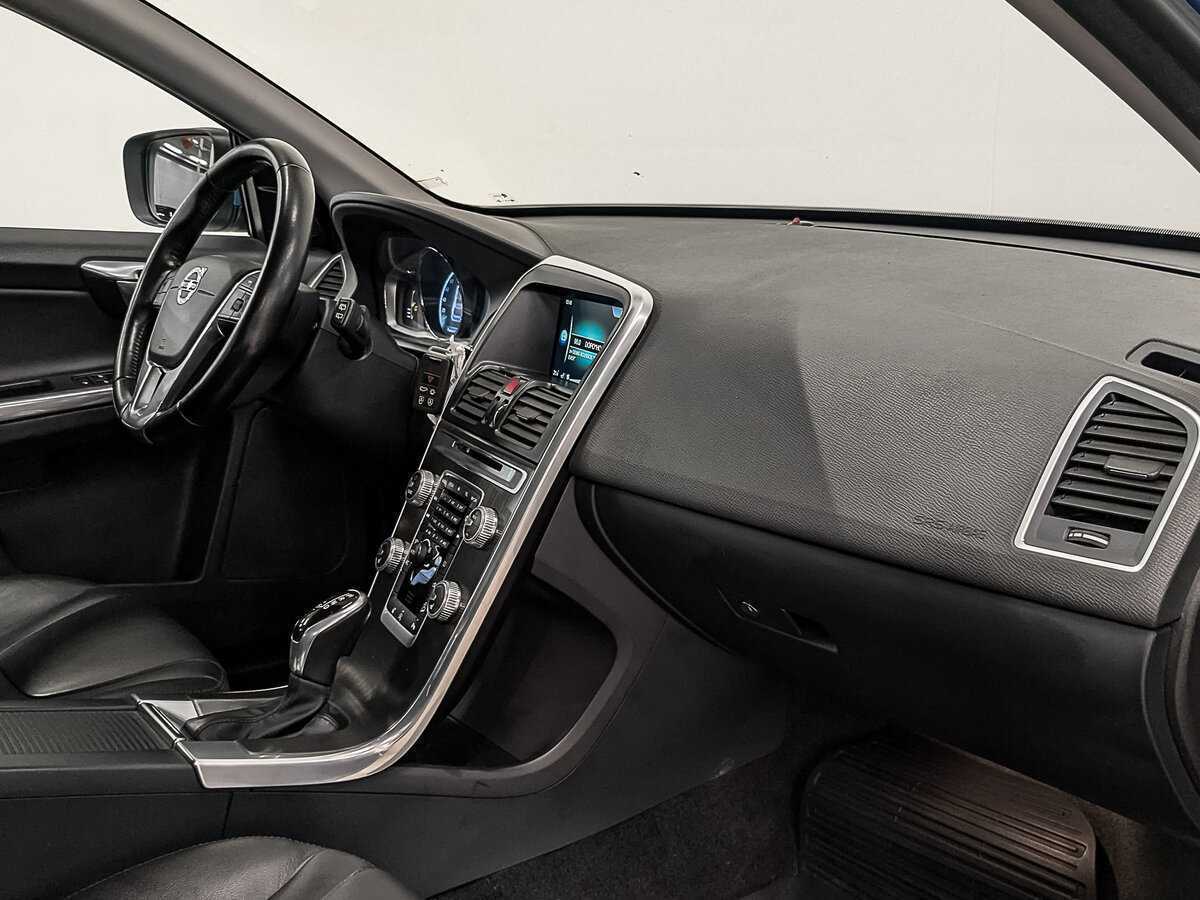 Volvo XC60 с пробегом — 2015 год. Фото: #12