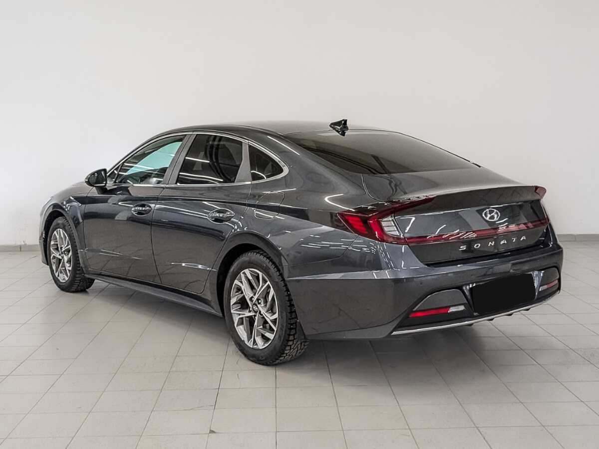 Hyundai Sonata с пробегом — 2021 год. Фото: #6