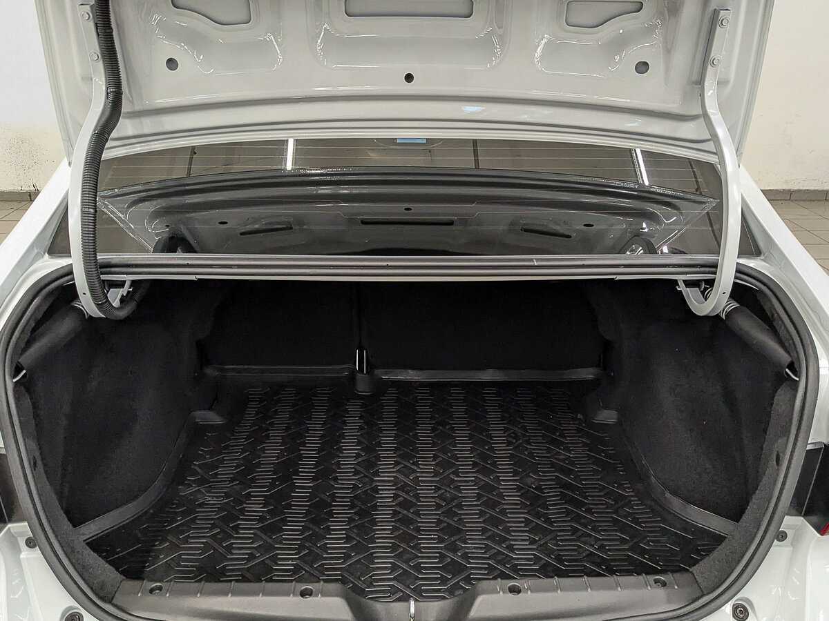 Lada (ВАЗ) Vesta с пробегом — 2024 год. Фото: #9