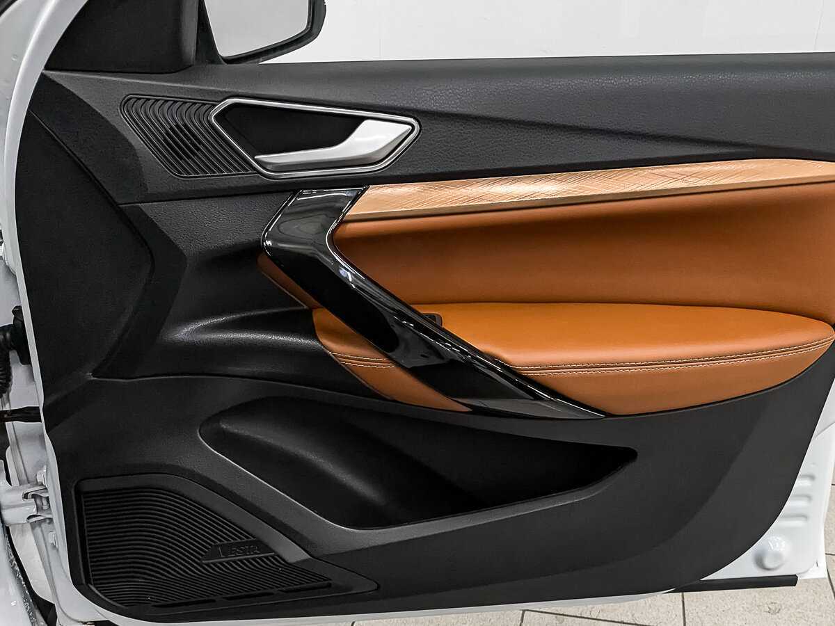 Lada (ВАЗ) Vesta с пробегом — 2024 год. Фото: #24