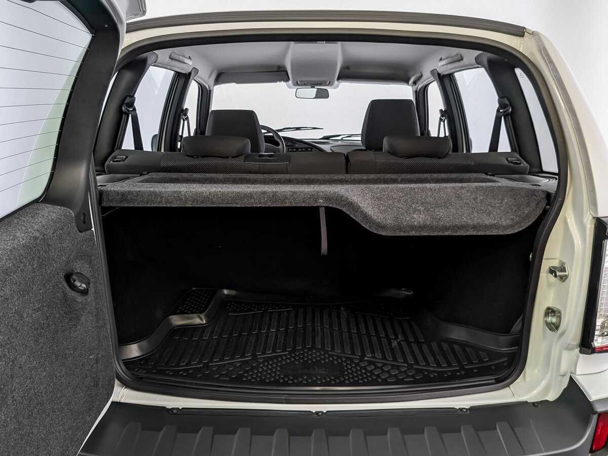 Lada (ВАЗ) Niva с пробегом — 2024 год. Фото: #9