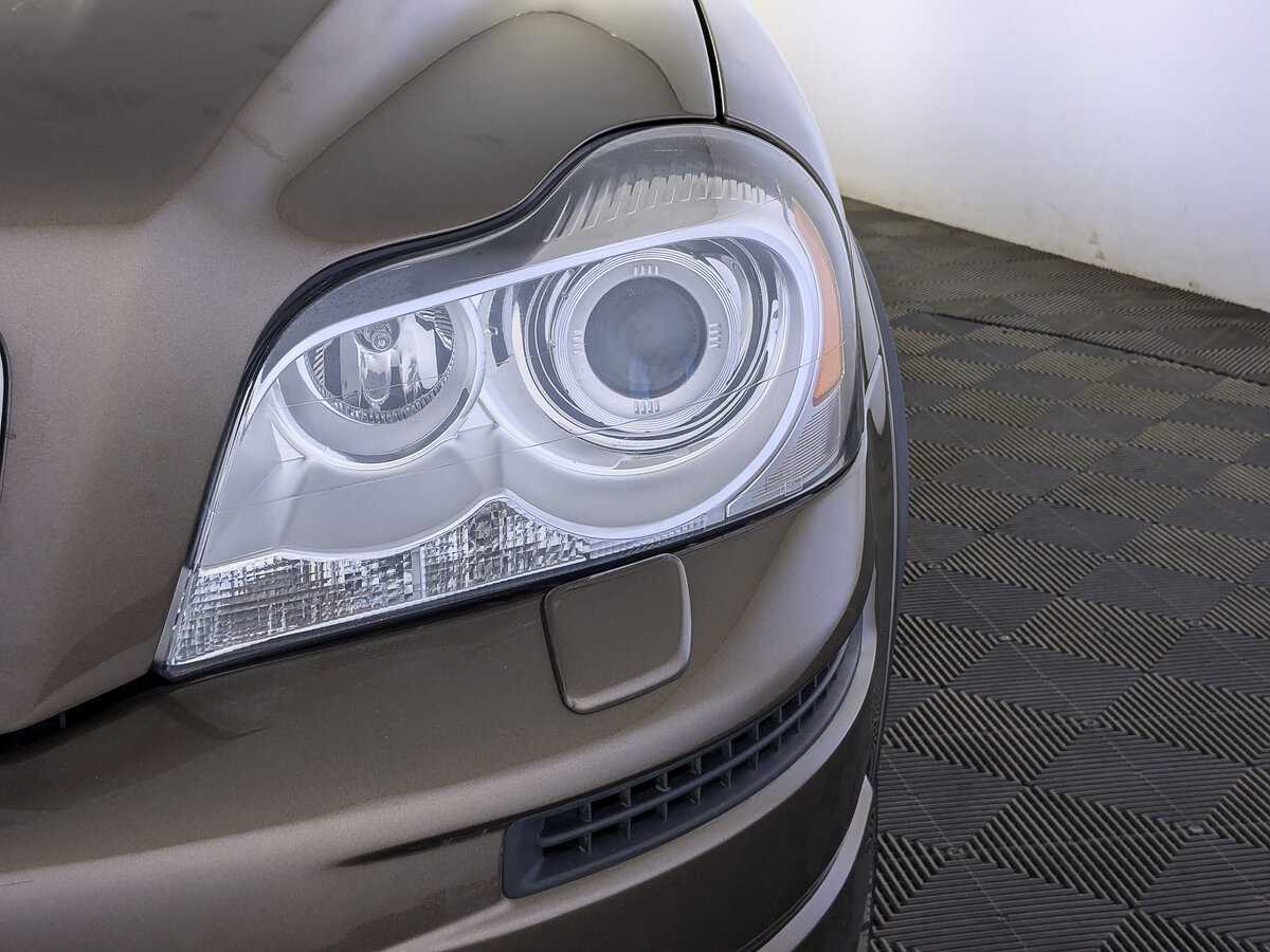 Volvo XC90 с пробегом — 2014 год. Фото: #10