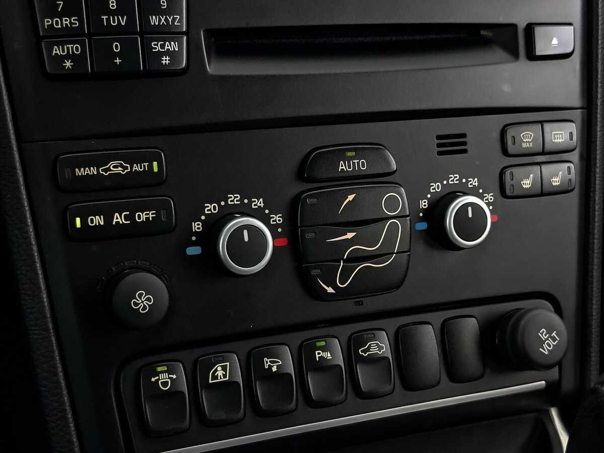 Volvo XC90 с пробегом — 2014 год. Фото: #20