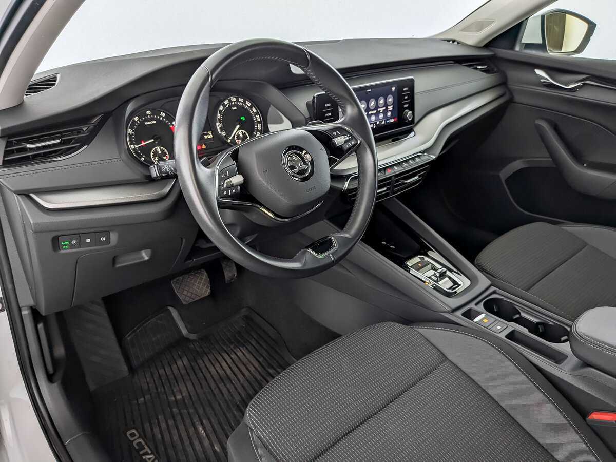 Skoda Octavia с пробегом — 2021 год. Фото: #15