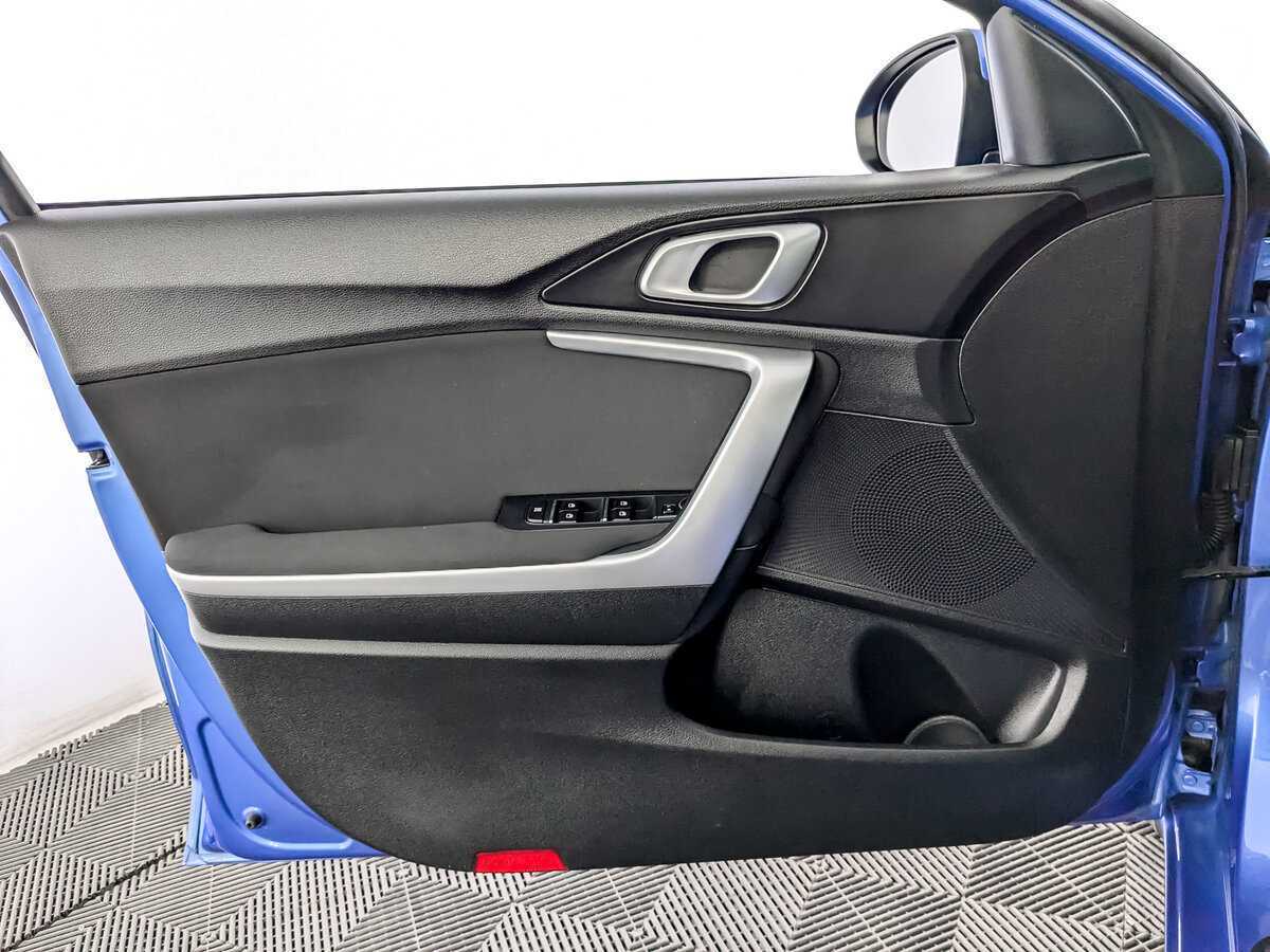 Kia Ceed с пробегом — 2022 год. Фото: #18