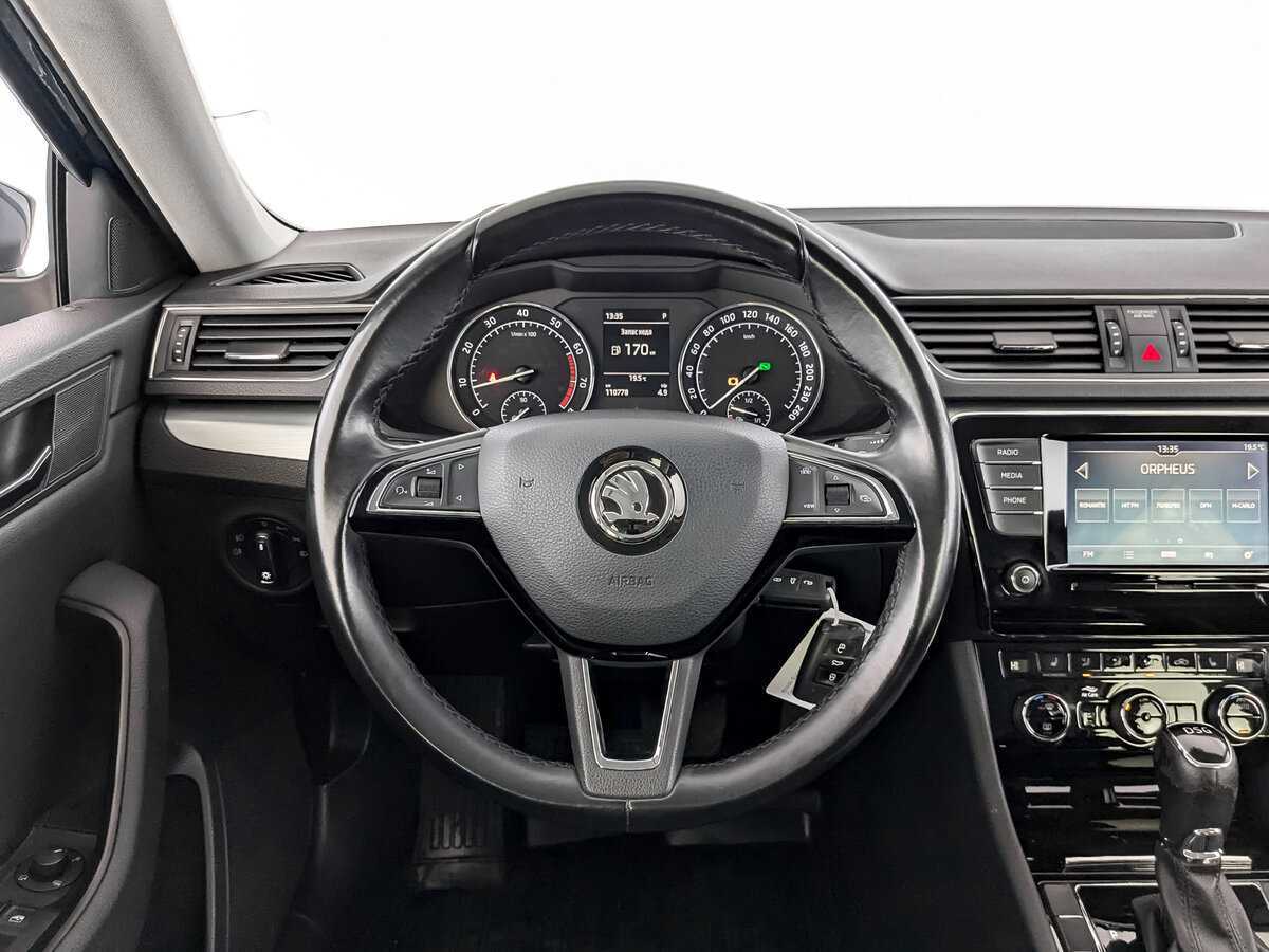 Skoda Superb с пробегом — 2019 год. Фото: #20