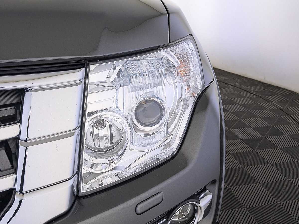 Mitsubishi Pajero с пробегом — 2018 год. Фото: #10