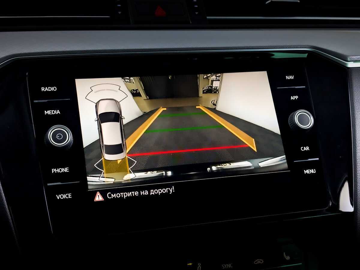 Volkswagen Passat с пробегом — 2021 год. Фото: #27