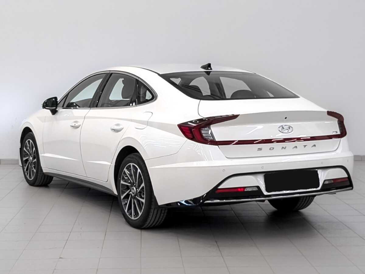 Hyundai Sonata с пробегом — 2022 год. Фото: #6