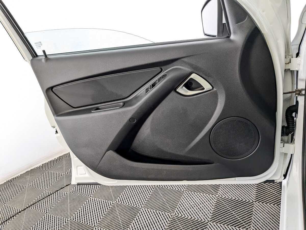 Lada (ВАЗ) Granta с пробегом — 2023 год. Фото: #14