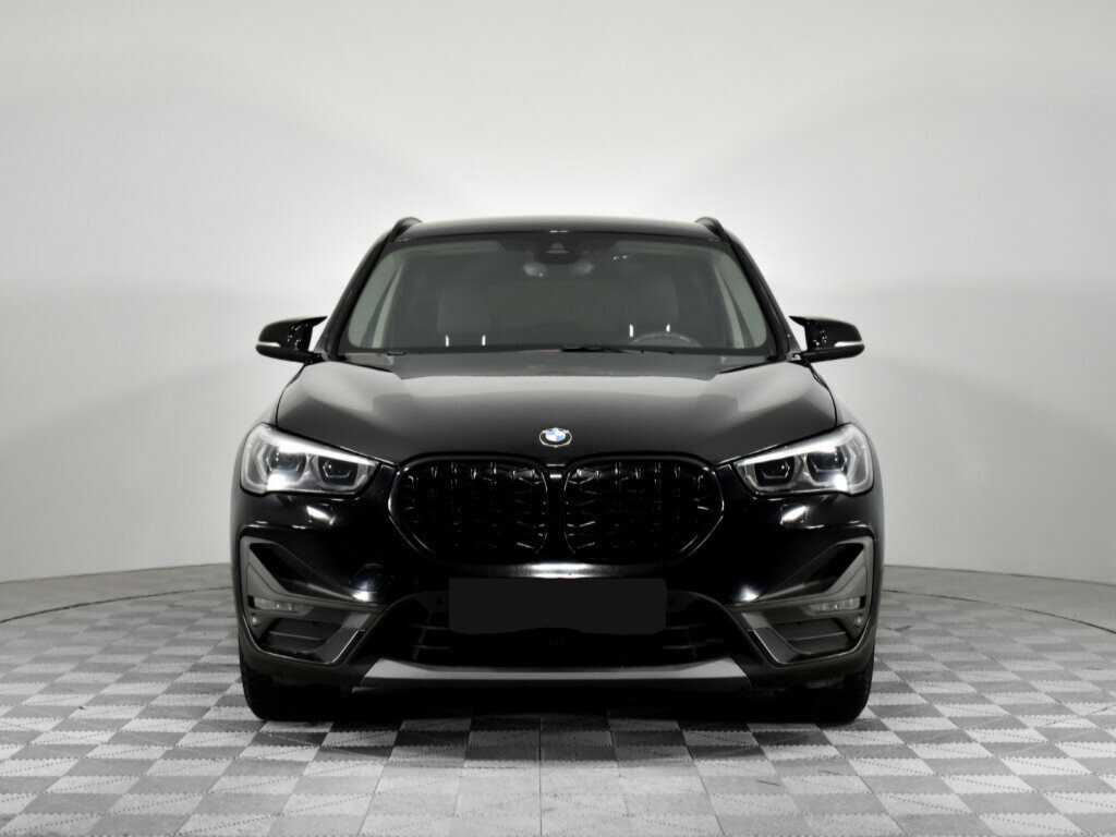 BMW X1 с пробегом — 2019 год. Фото: #1