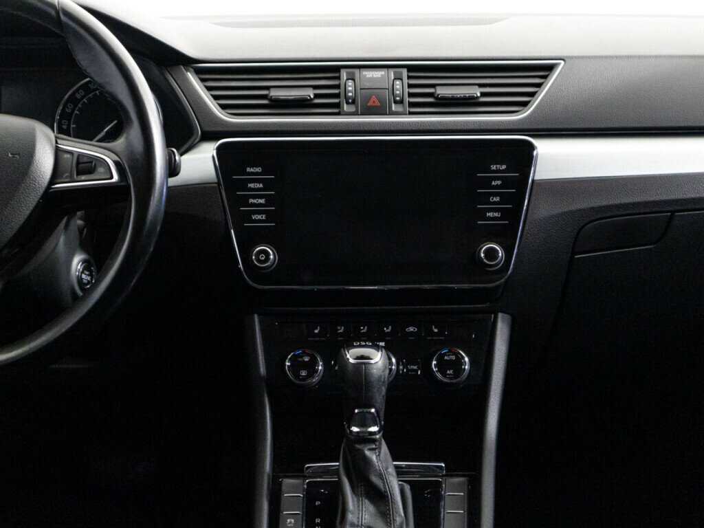 Skoda Superb с пробегом — 2017 год. Фото: #13