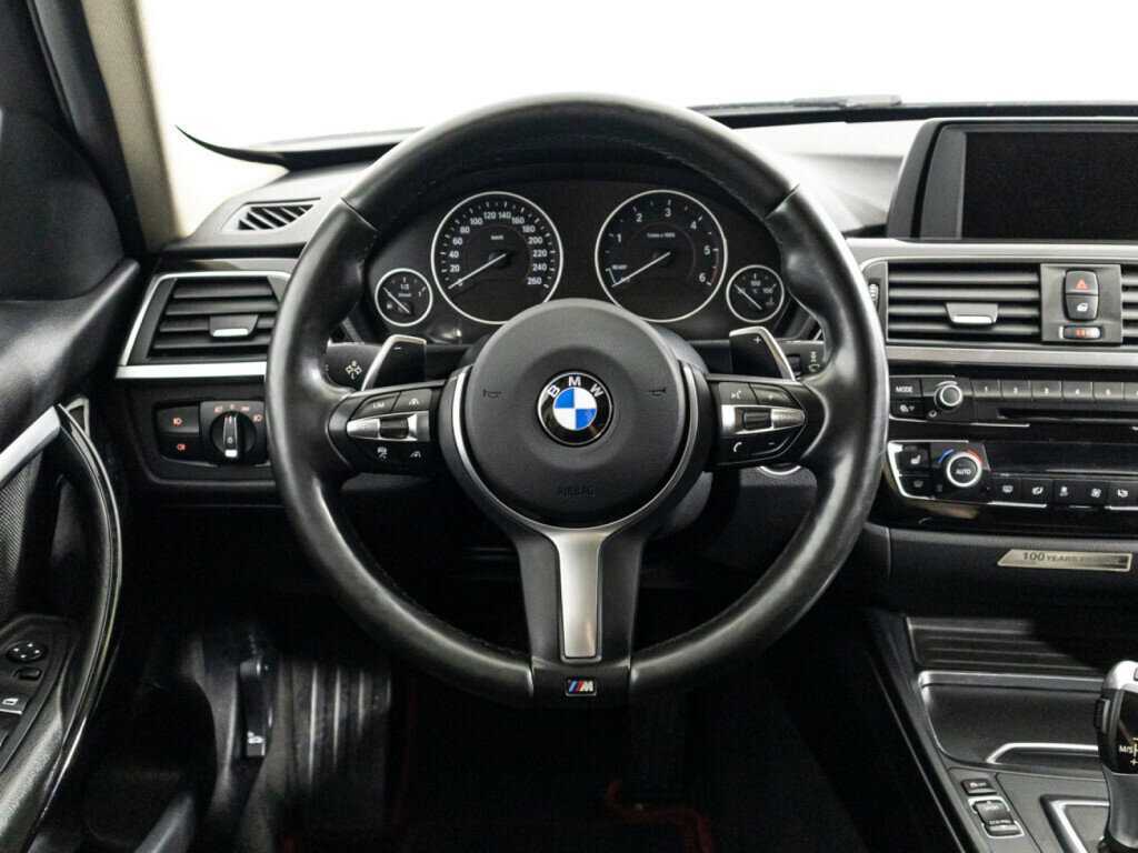 BMW 3 серии с пробегом — 2016 год. Фото: #16