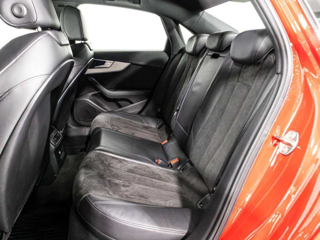 Audi A4 с пробегом — 2015 год. Фото: #9