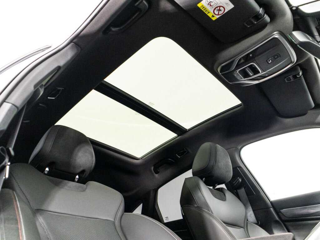 Geely Tugella с пробегом — 2024 год. Фото: #24