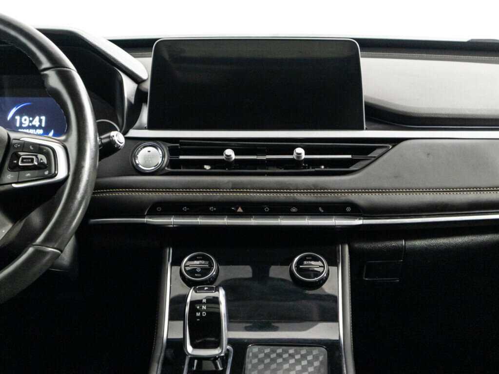 Chery Tiggo 8 с пробегом — 2023 год. Фото: #13