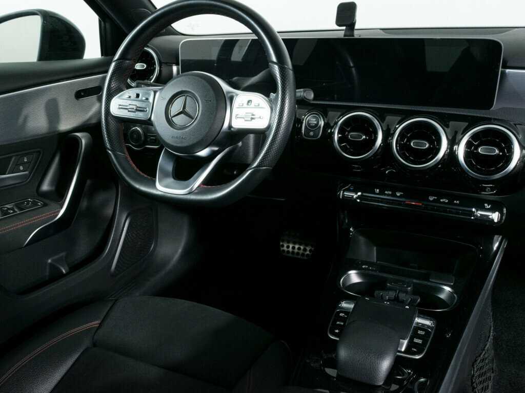 Mercedes-Benz A-Класс с пробегом — 2018 год. Фото: #9