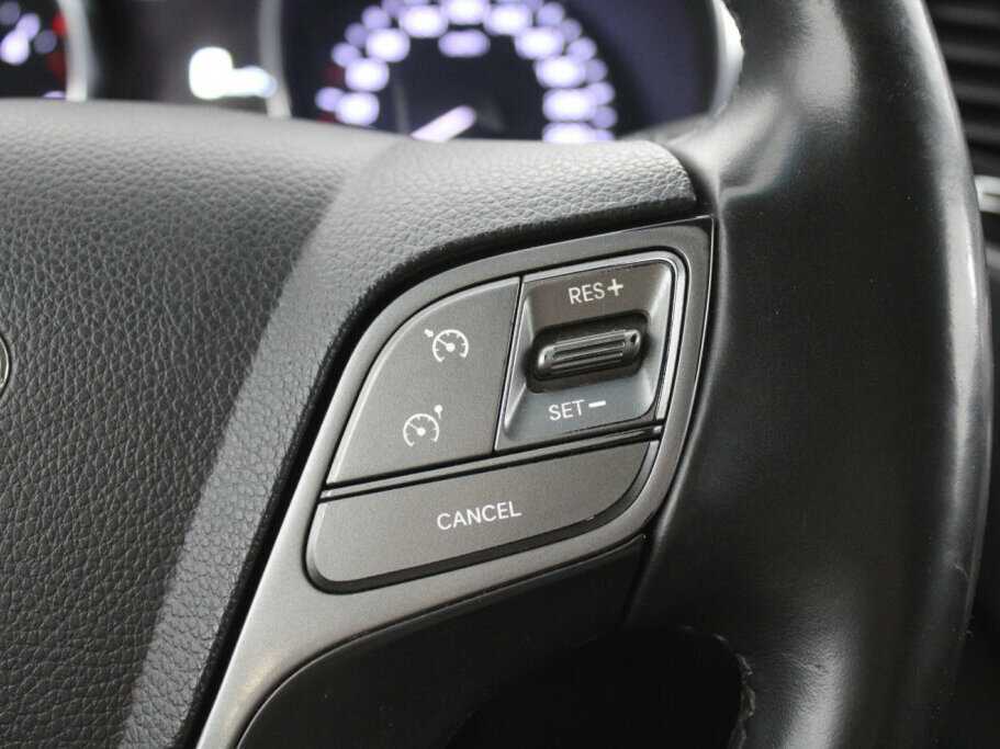 Hyundai Santa Fe с пробегом — 2018 год. Фото: #11