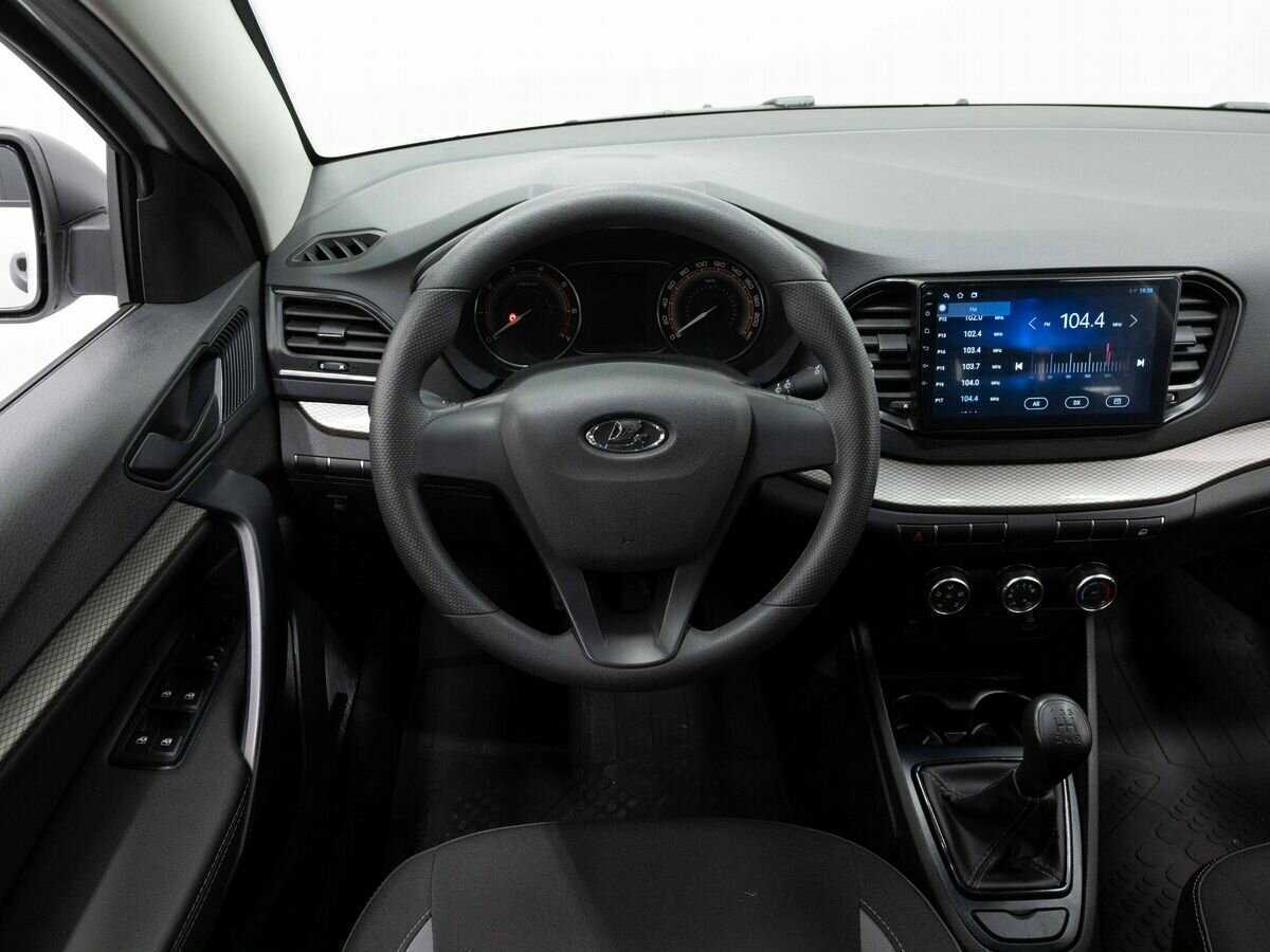 Lada (ВАЗ) Vesta с пробегом — 2023 год. Фото: #14