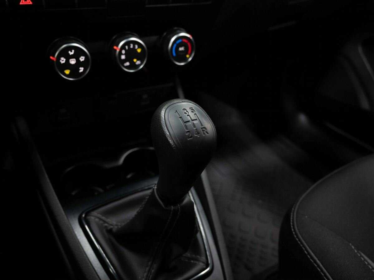 Lada (ВАЗ) Vesta с пробегом — 2023 год. Фото: #20