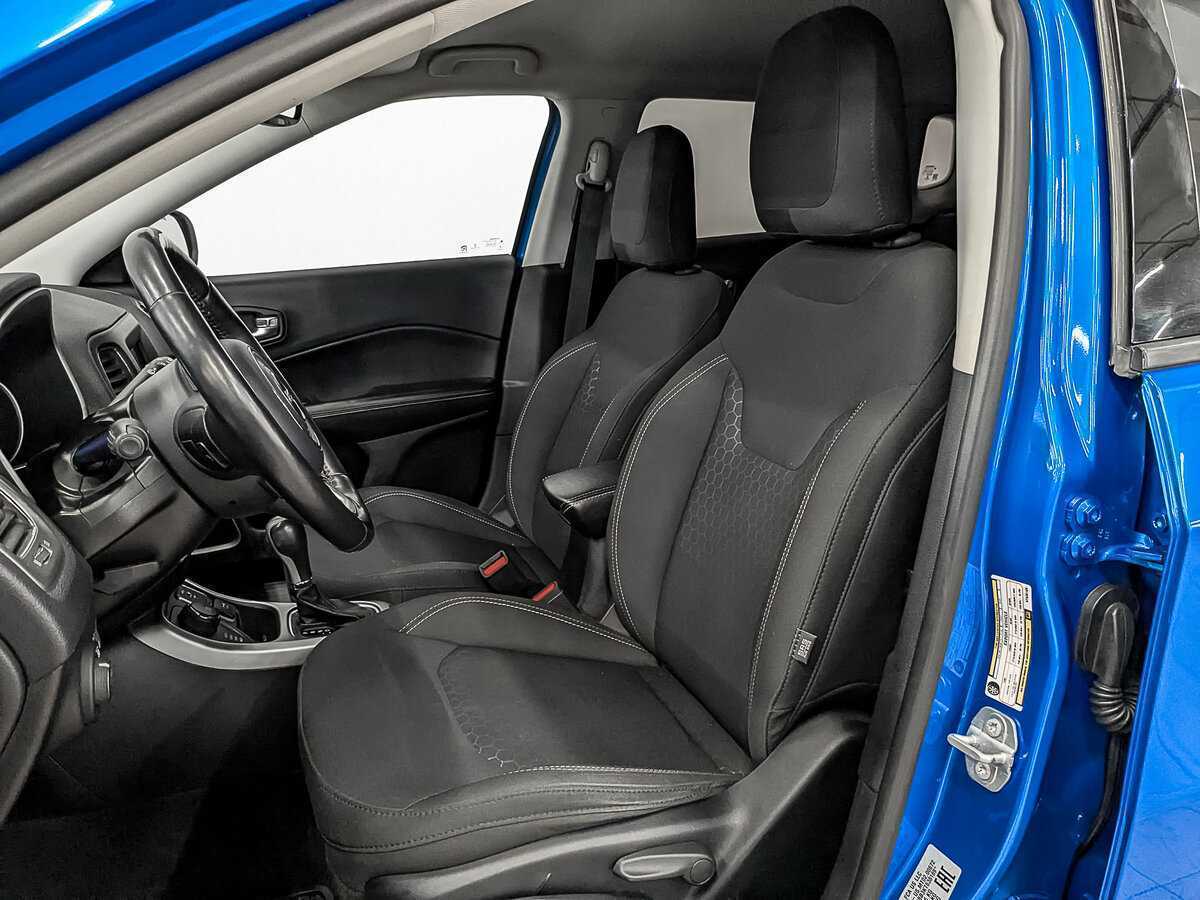 Jeep Compass с пробегом — 2018 год. Фото: #17