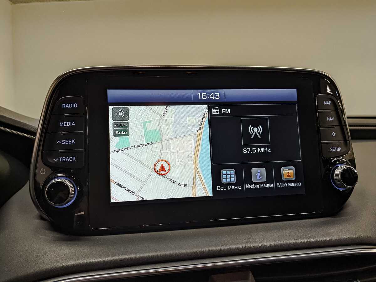 Hyundai Santa Fe с пробегом — 2018 год. Фото: #14