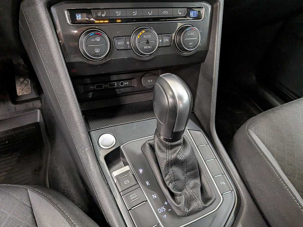 Volkswagen Tiguan с пробегом — 2020 год. Фото: #20