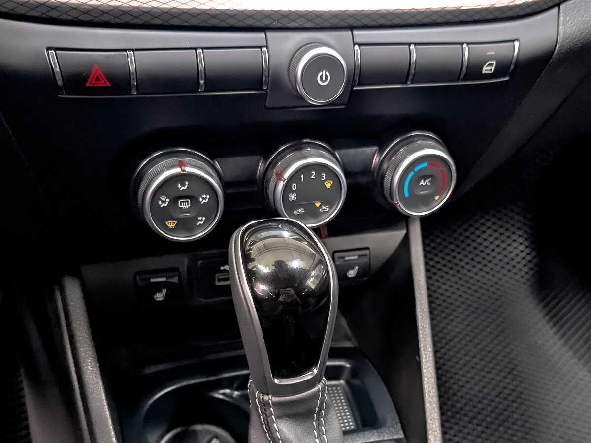 Lada (ВАЗ) Vesta с пробегом — 2024 год. Фото: #20