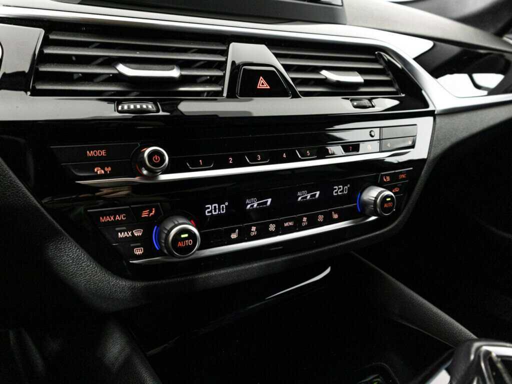 BMW 5 серии с пробегом — 2019 год. Фото: #18