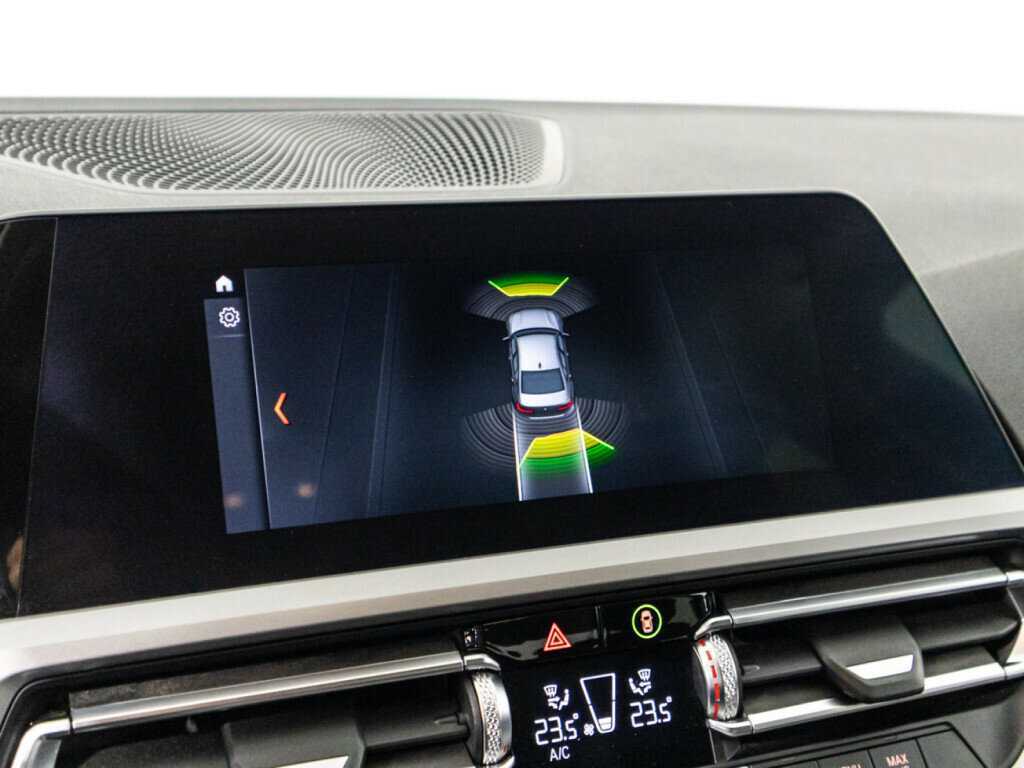 BMW 3 серии с пробегом — 2019 год. Фото: #17