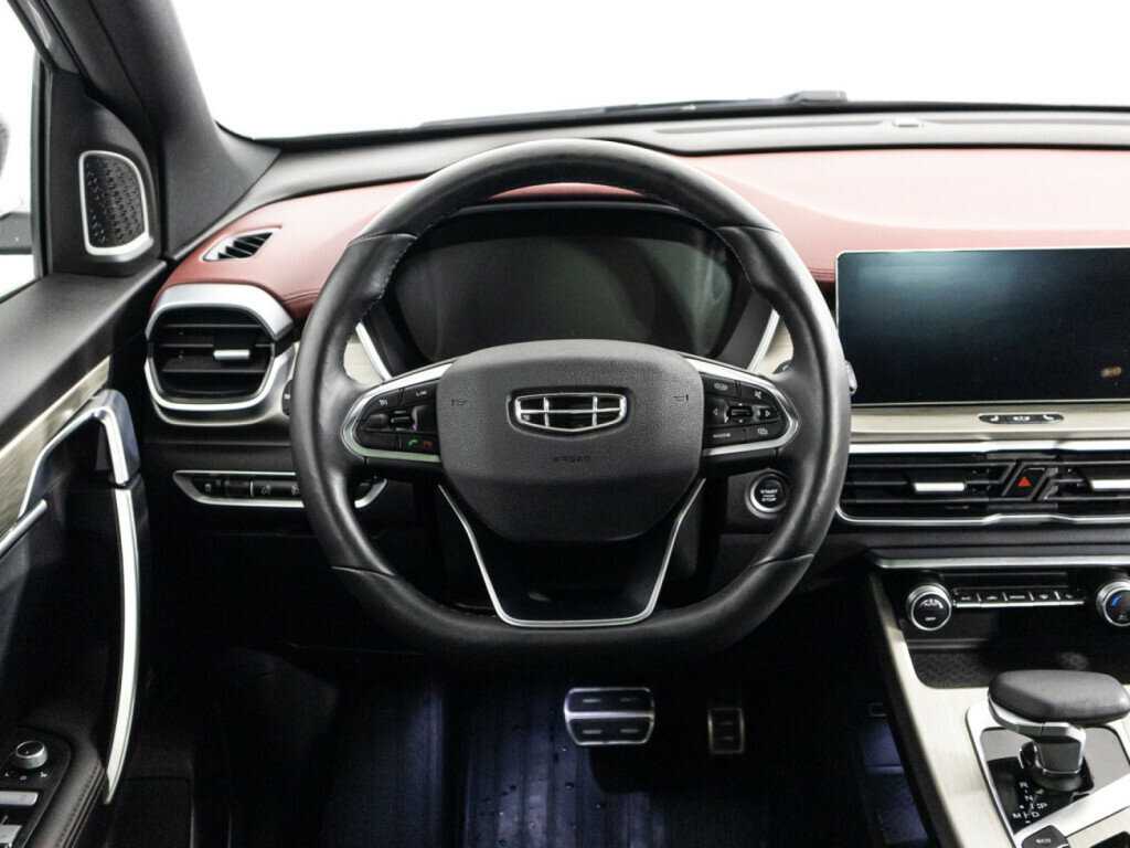 Geely Coolray с пробегом — 2023 год. Фото: #22