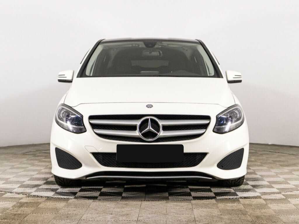 Mercedes-Benz B-Класс с пробегом — 2015 год. Фото: #1