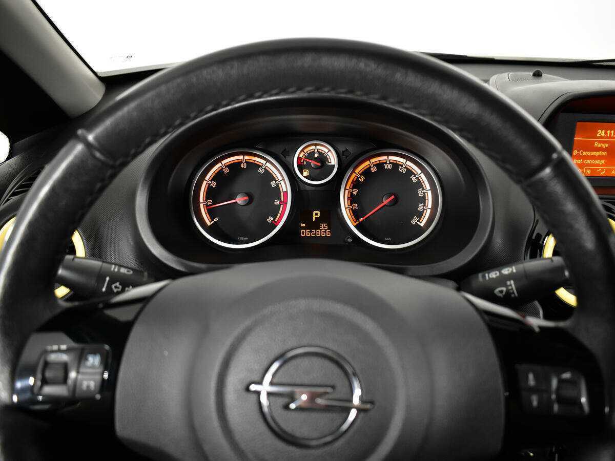 Opel Corsa с пробегом — 2012 год. Фото: #10