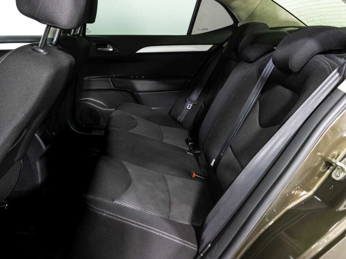 Citroen C4 с пробегом — 2016 год. Фото: #9