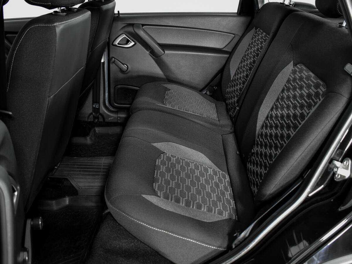 Lada (ВАЗ) Granta с пробегом — 2023 год. Фото: #8