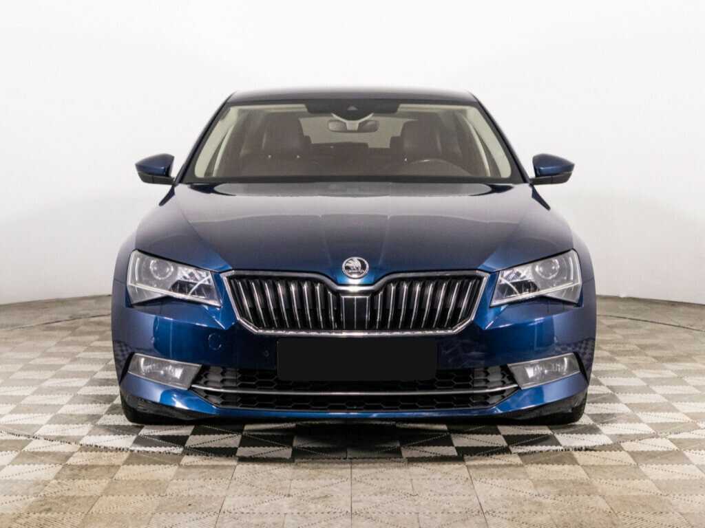 Skoda Superb с пробегом — 2017 год. Фото: #1