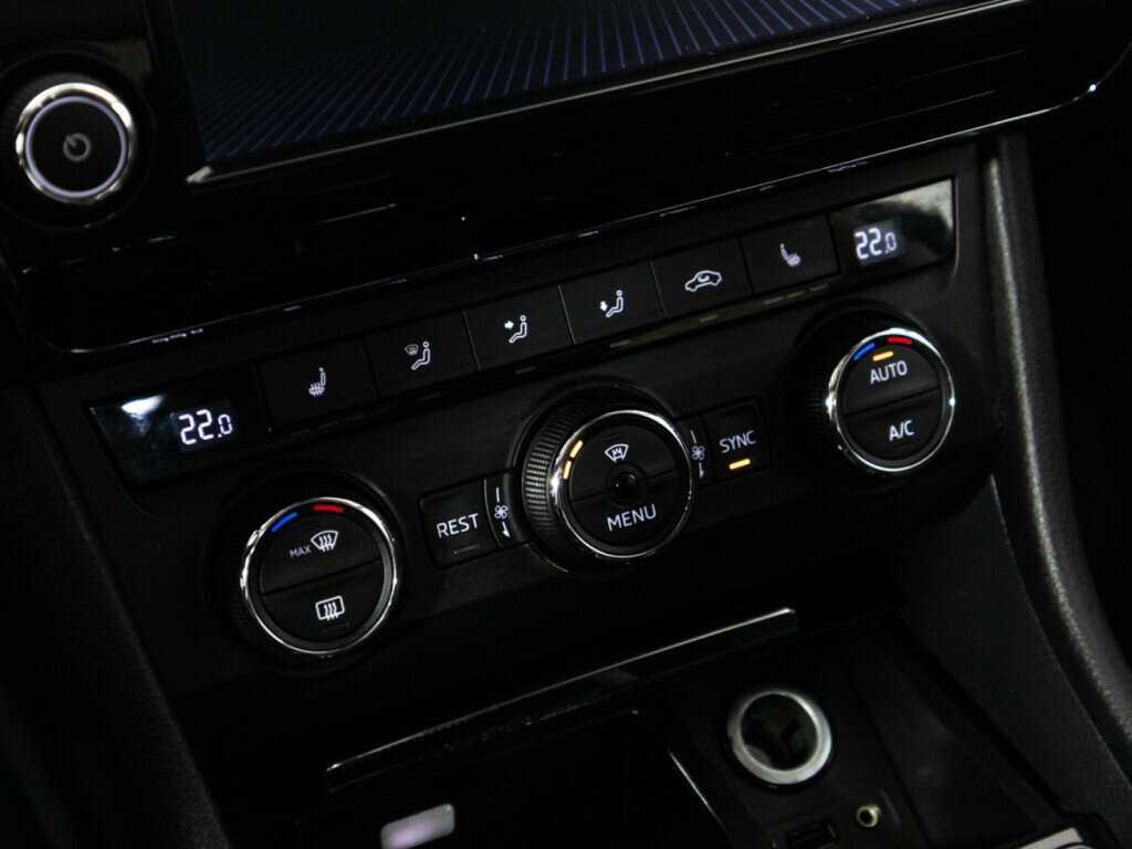 Skoda Superb с пробегом — 2017 год. Фото: #15