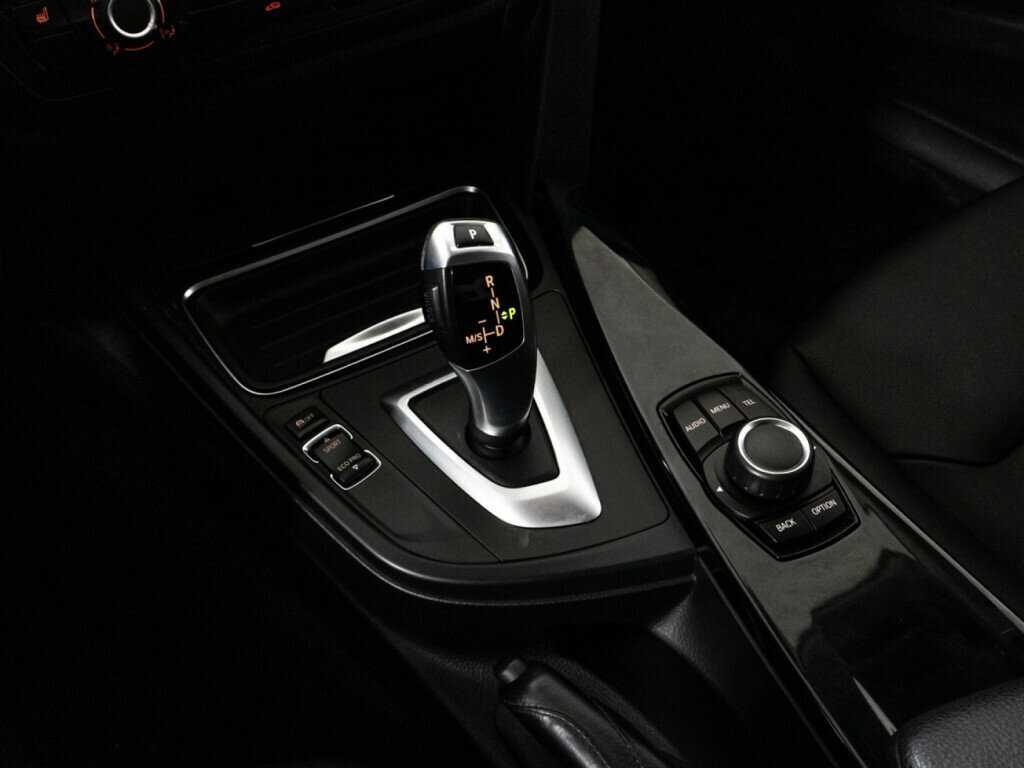 BMW 3 серии с пробегом — 2013 год. Фото: #14