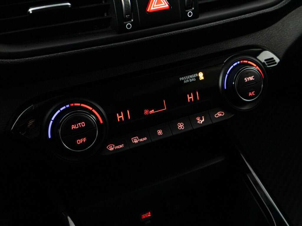 Kia Cerato с пробегом — 2022 год. Фото: #18