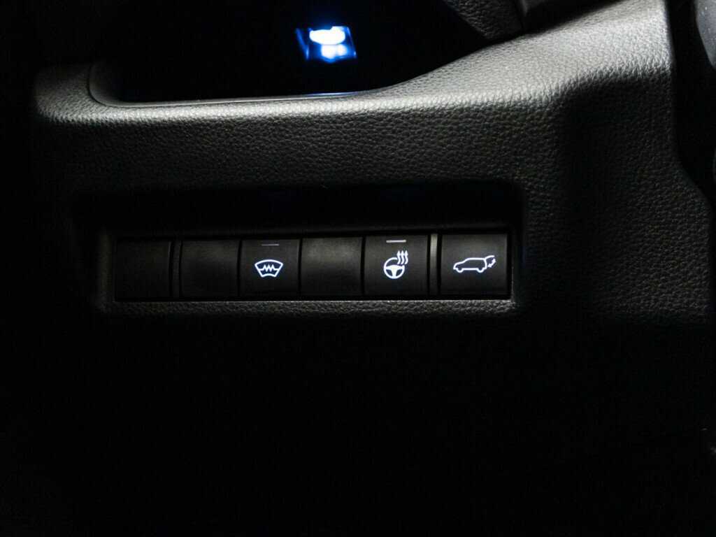 Toyota RAV4 с пробегом — 2020 год. Фото: #20