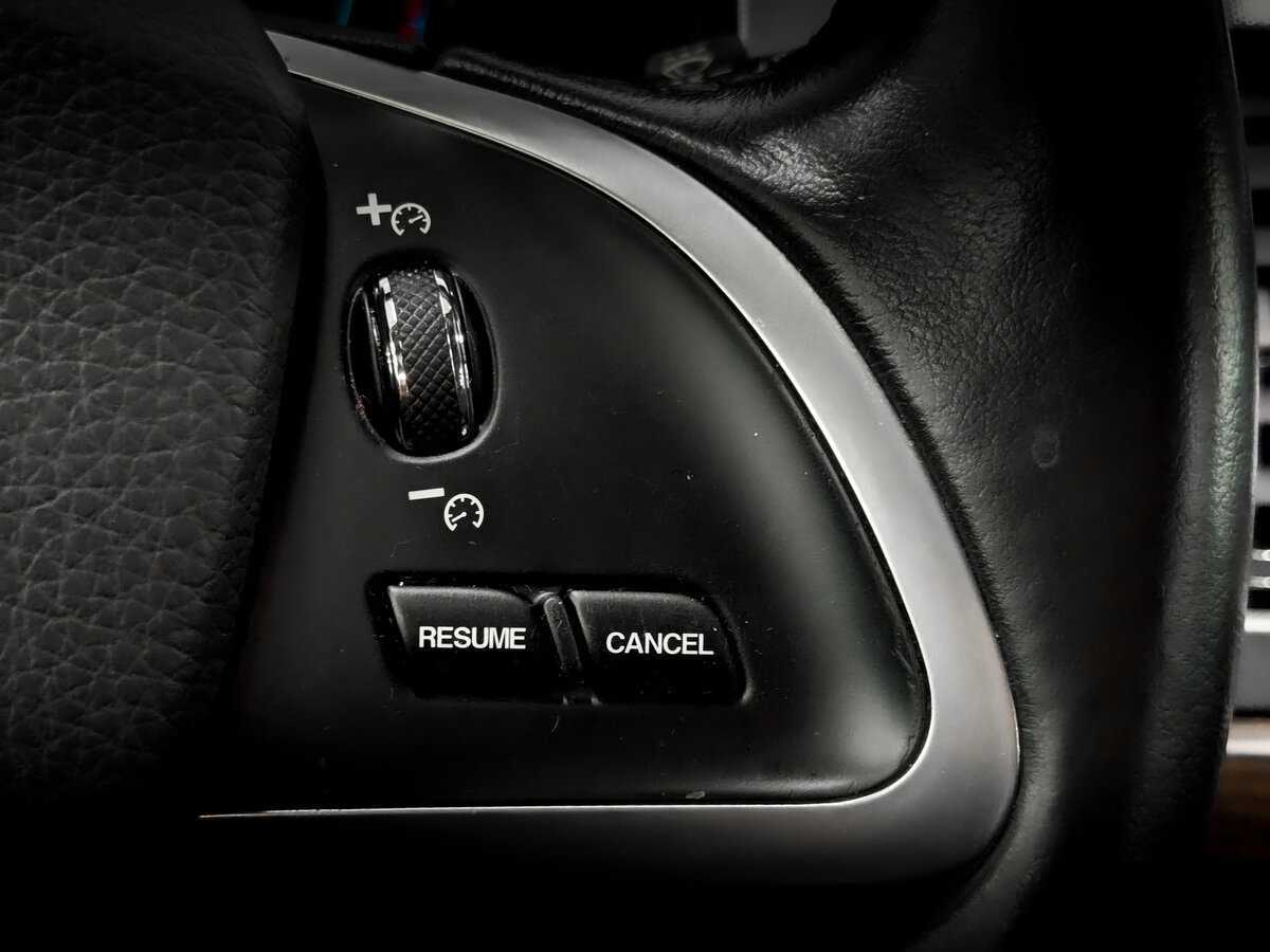 Jaguar XF с пробегом — 2014 год. Фото: #28