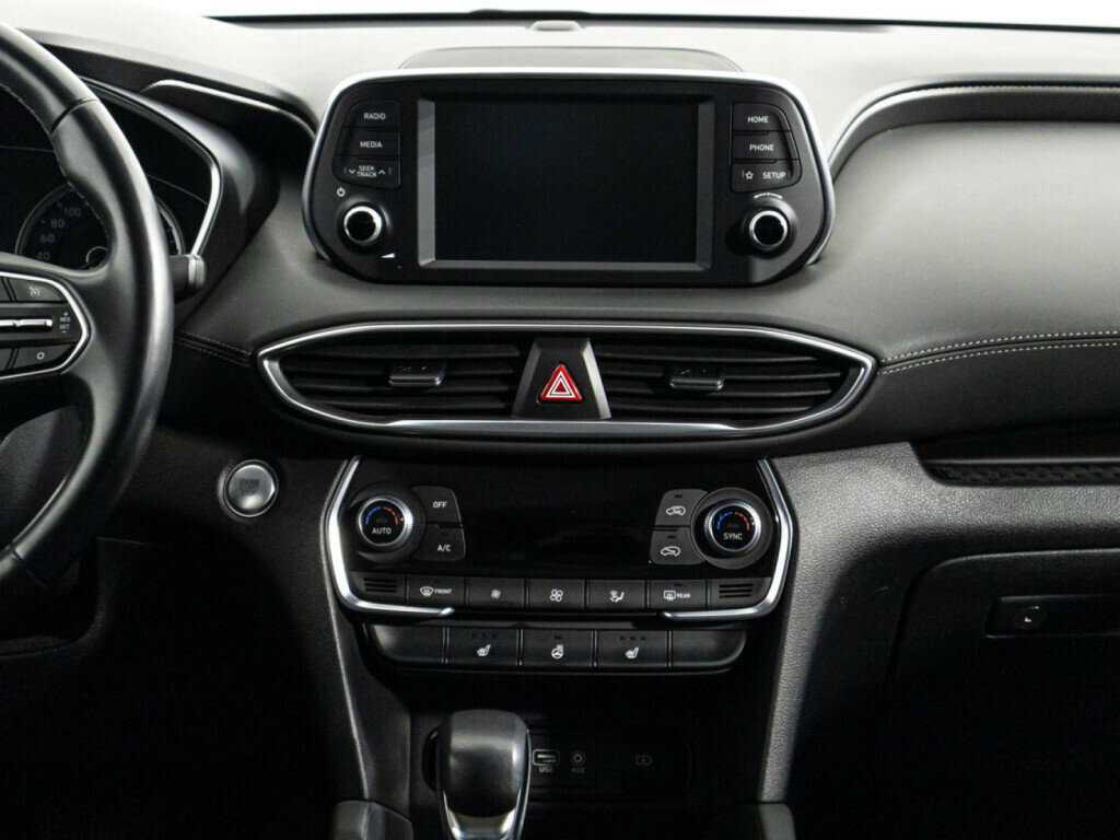 Hyundai Santa Fe с пробегом — 2019 год. Фото: #13