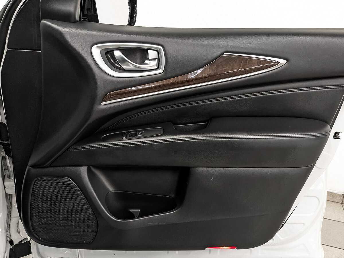 Infiniti QX60 с пробегом — 2014 год. Фото: #24