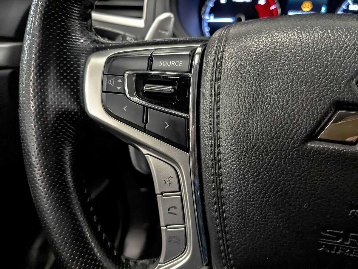 Mitsubishi Pajero Sport с пробегом — 2020 год. Фото: #27