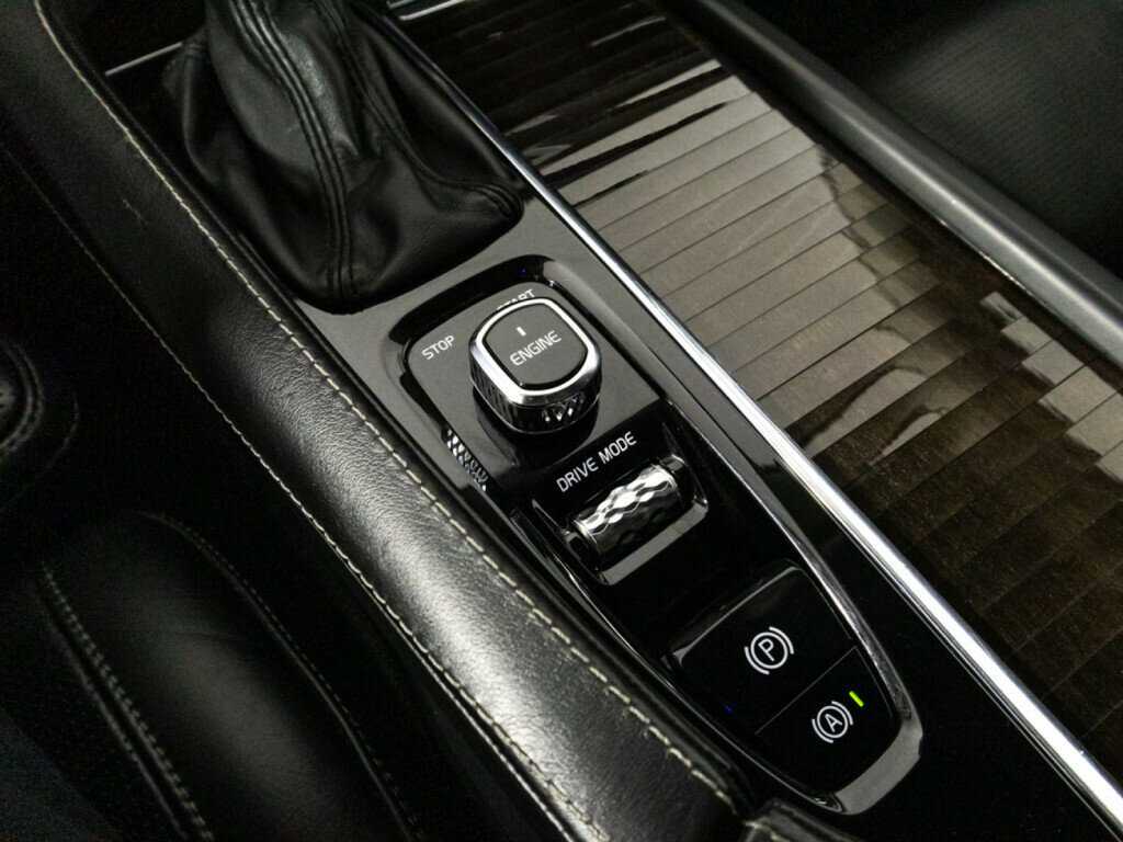 Volvo XC90 с пробегом — 2016 год. Фото: #16