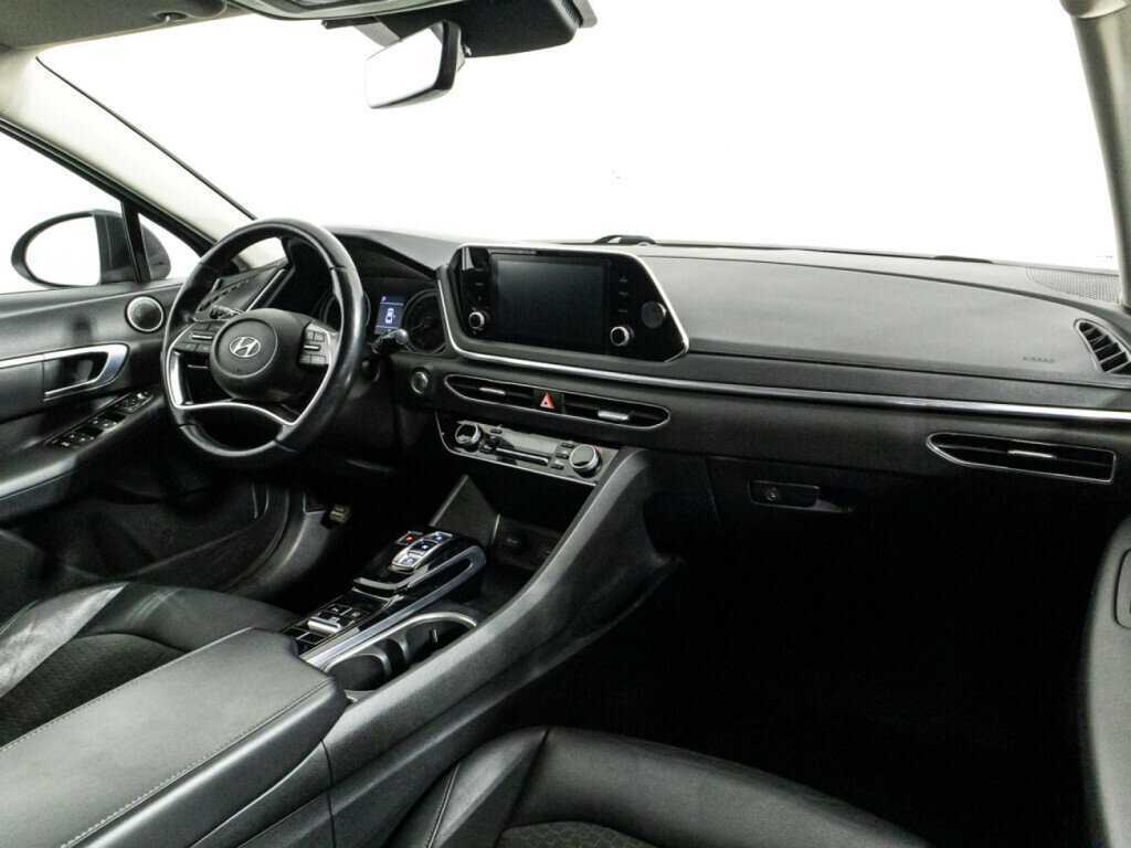 Hyundai Sonata с пробегом — 2020 год. Фото: #8