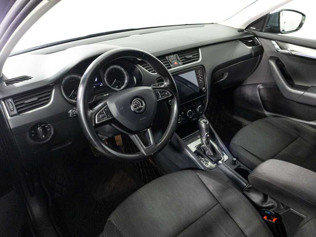 Skoda Octavia с пробегом — 2018 год. Фото: #10