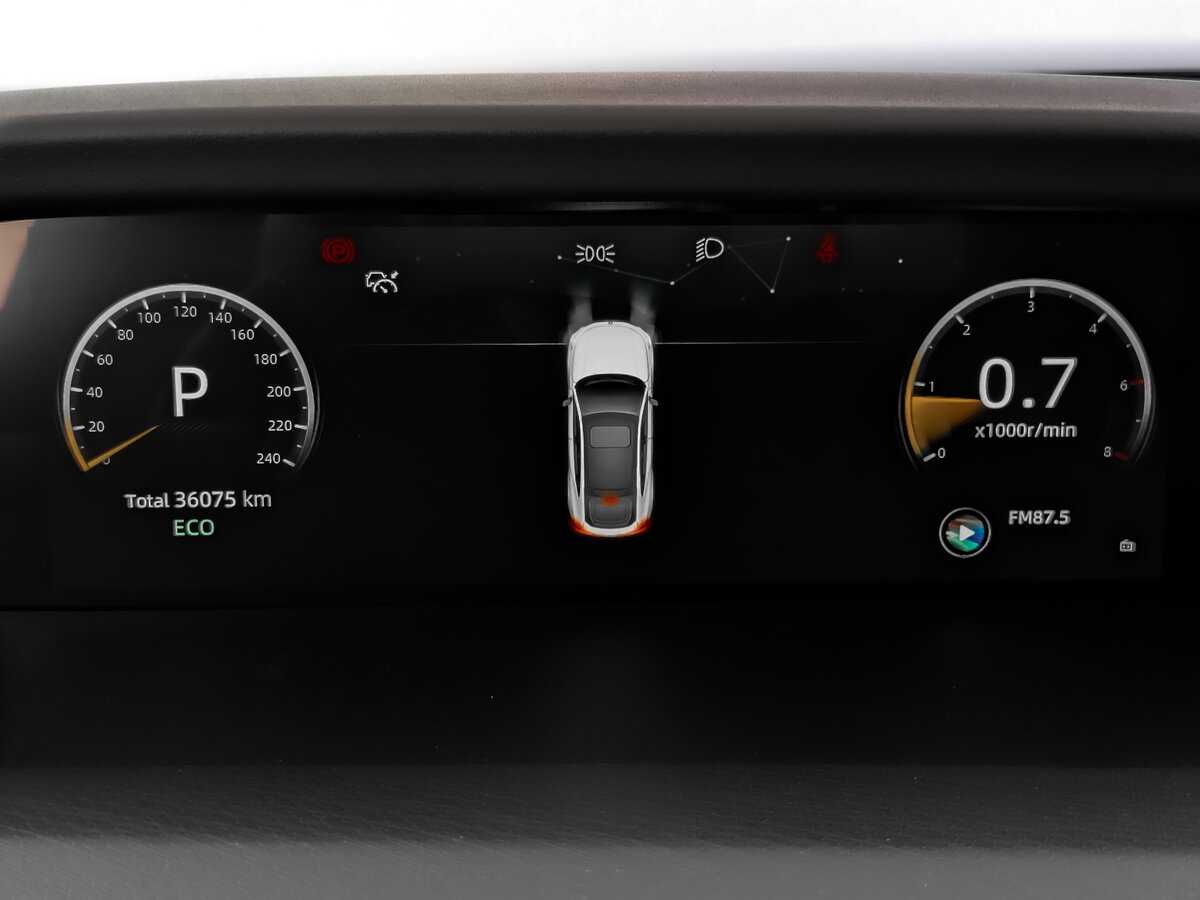 Changan UNI-V с пробегом — 2022 год. Фото: #15